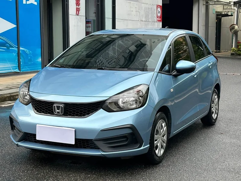 Honda Fit — фото 1