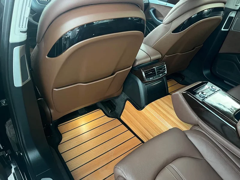Audi A8 — фото 29