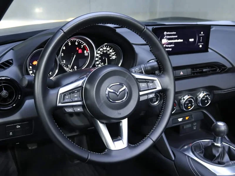 Mazda MX-5 — фото 16