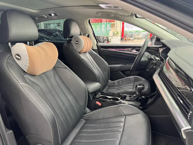 Volkswagen Passat — фото 13