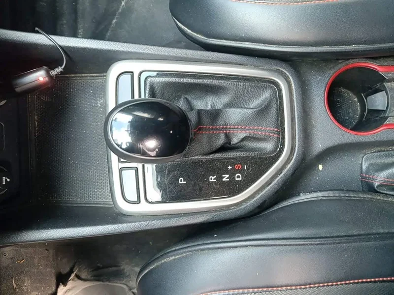 Changan Eado — фото 10