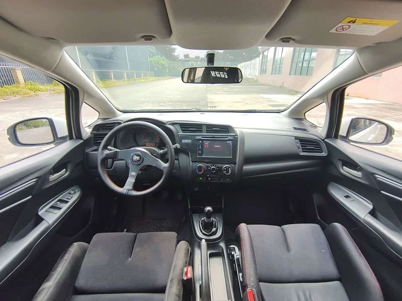 Honda Fit — фото 13