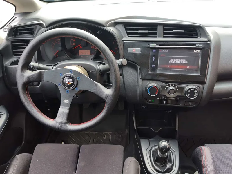 Honda Fit — фото 14