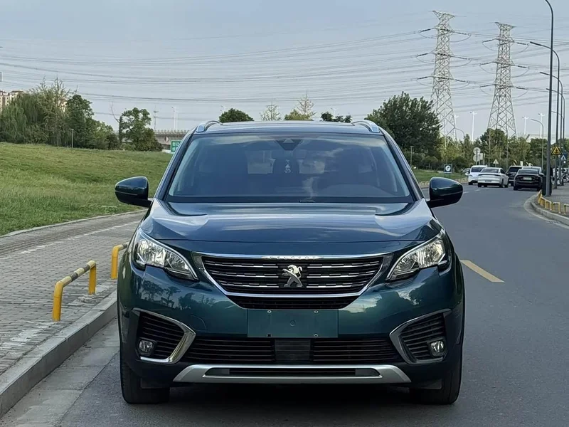 Peugeot 5008 — фото 2
