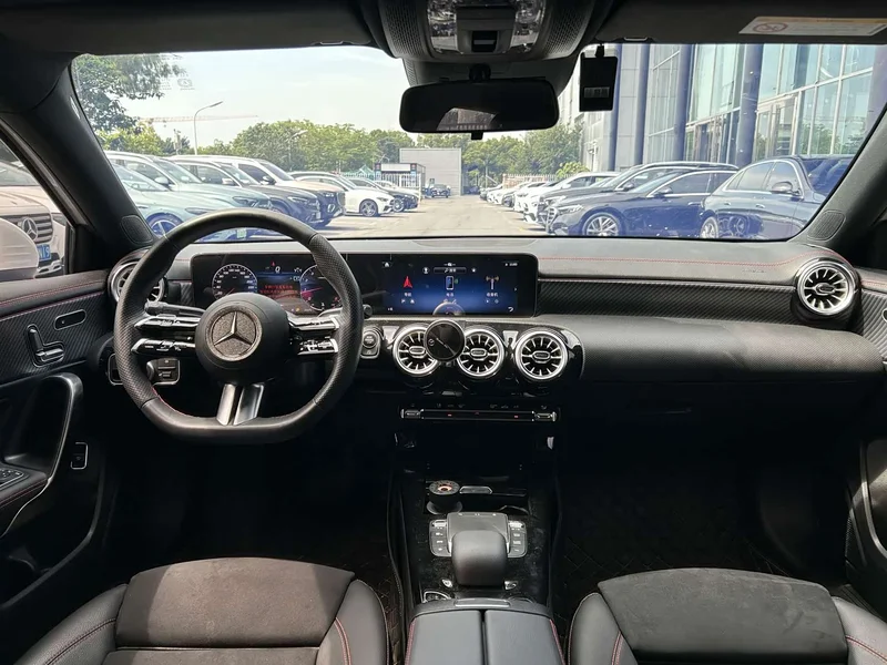 Mercedes-Benz A-Class — фото 17