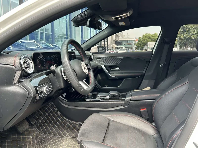Mercedes-Benz A-Class — фото 10
