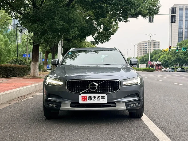 Volvo V90 — фото 2