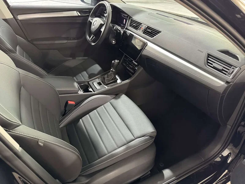 Skoda Superb — фото 13