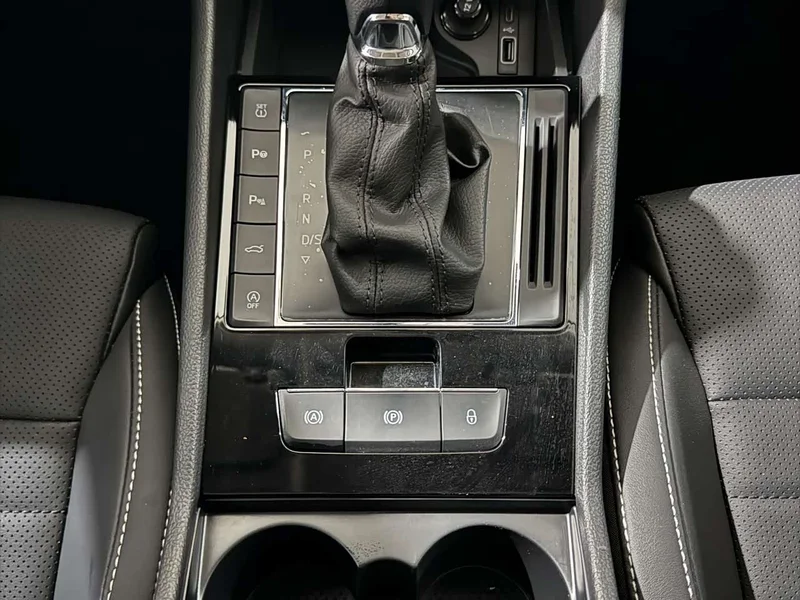 Skoda Superb — фото 15