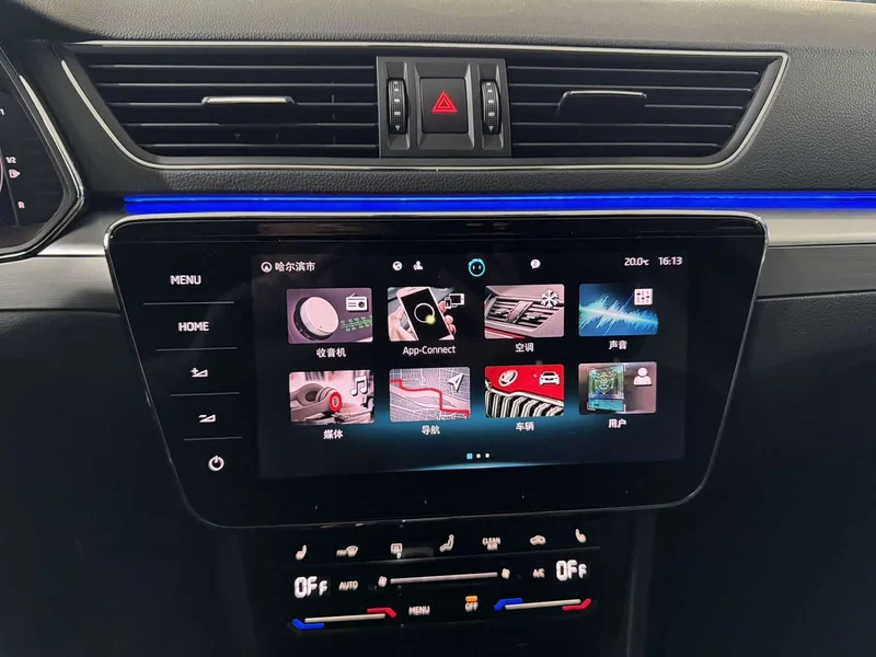 Skoda Superb — фото 9