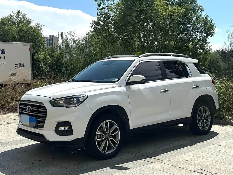 Hyundai ix35 — фото 1