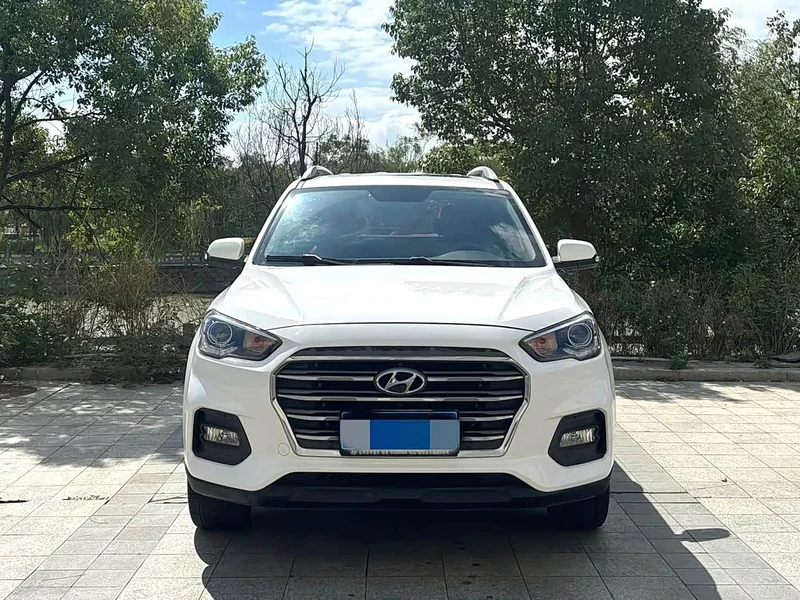 Hyundai ix35 — фото 2