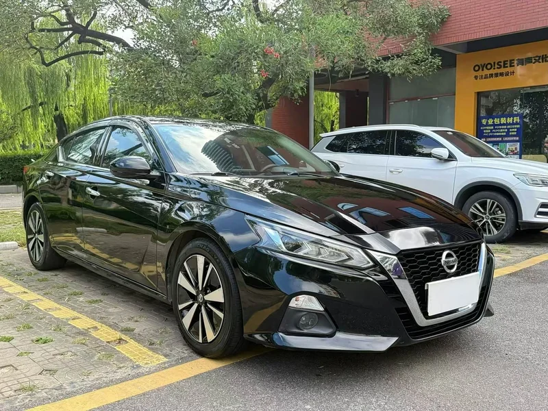 Nissan Teana — фото 3