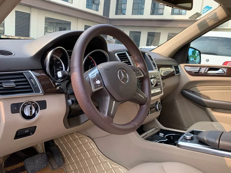 Mercedes-Benz M-Class — фото 18