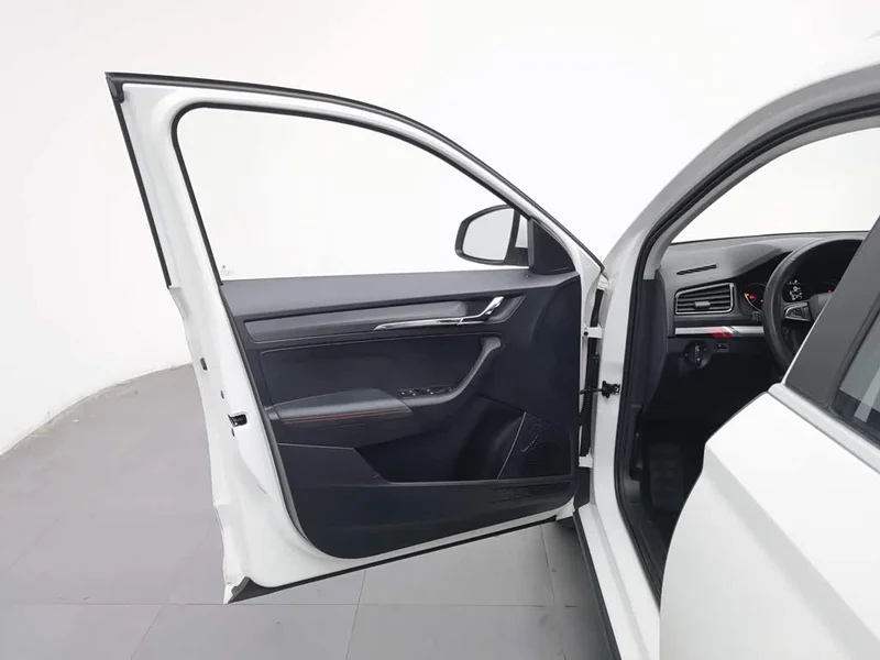 Skoda Kamiq — фото 8