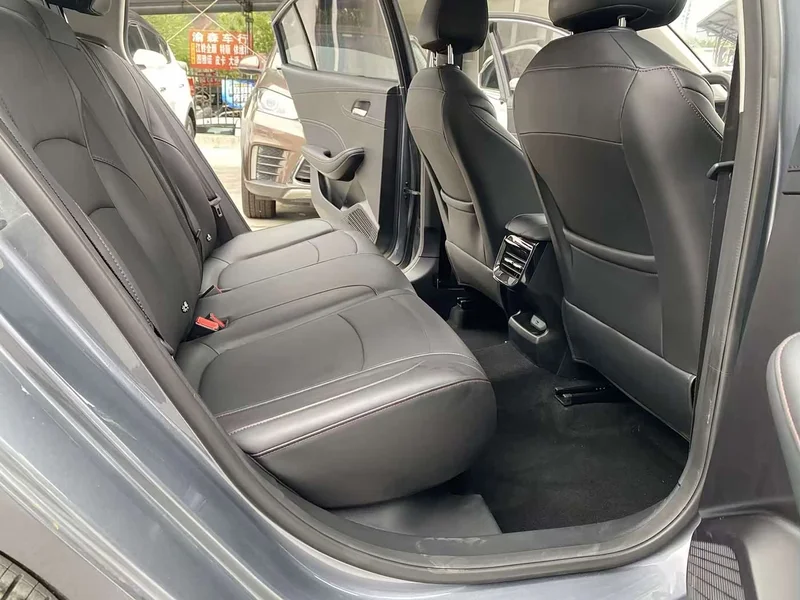 Roewe i5 — фото 12