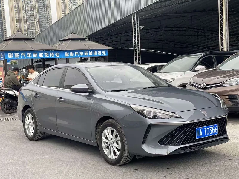 Roewe i5 — фото 3
