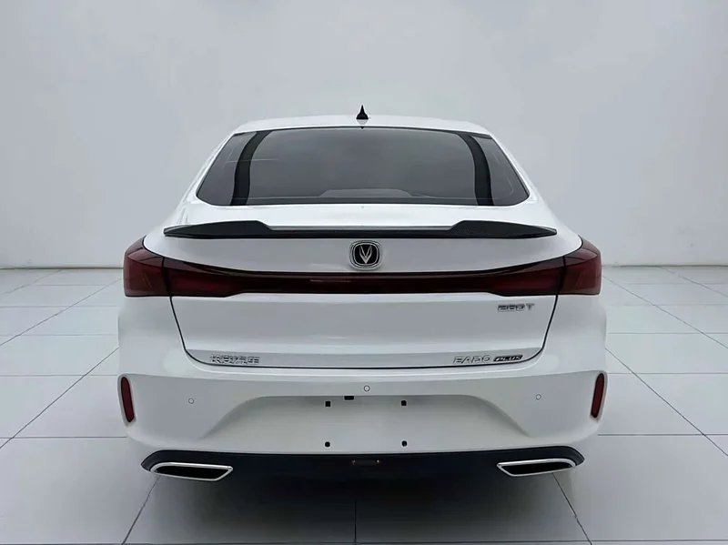 Changan Eado — фото 12