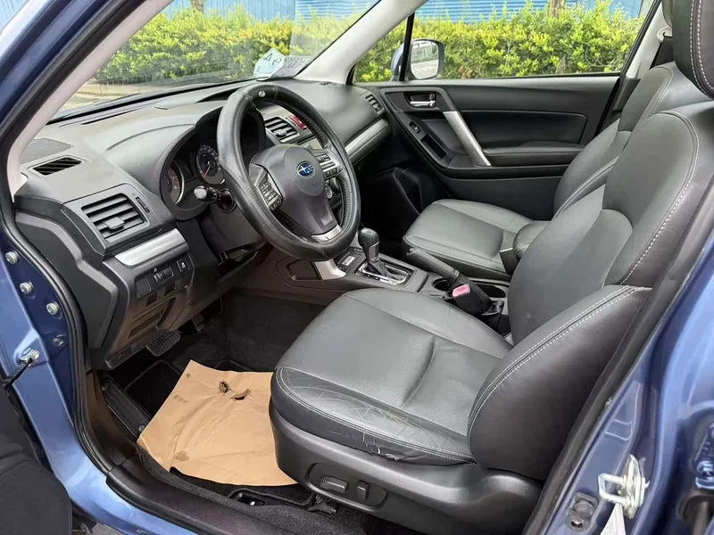 Subaru Forester — фото 4