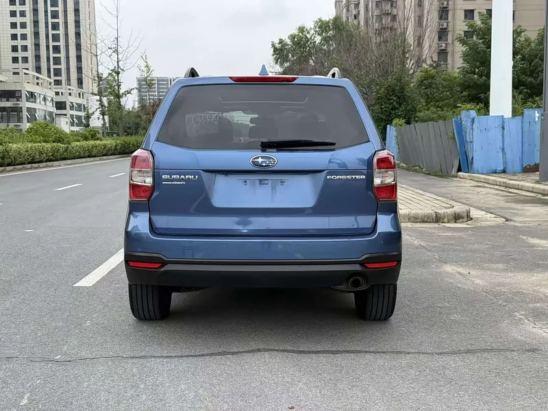 Subaru Forester — фото 10