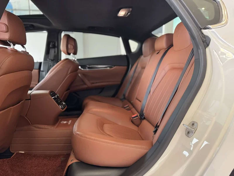 Lincoln Continental — фото 9