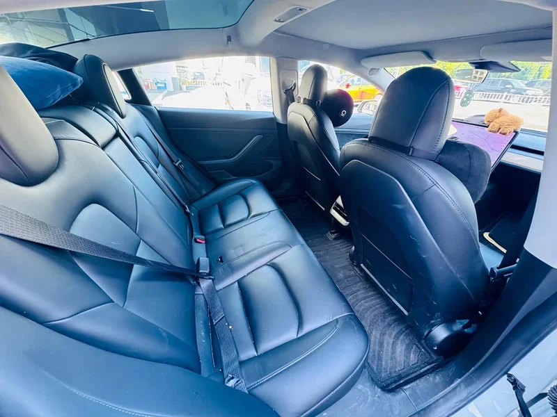 Tesla Model 3 — фото 13