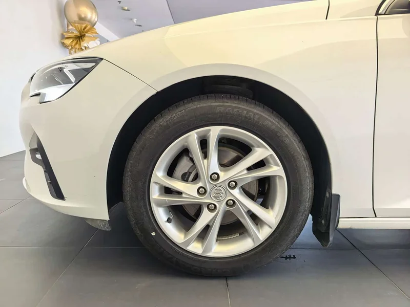 Buick Regal — фото 12