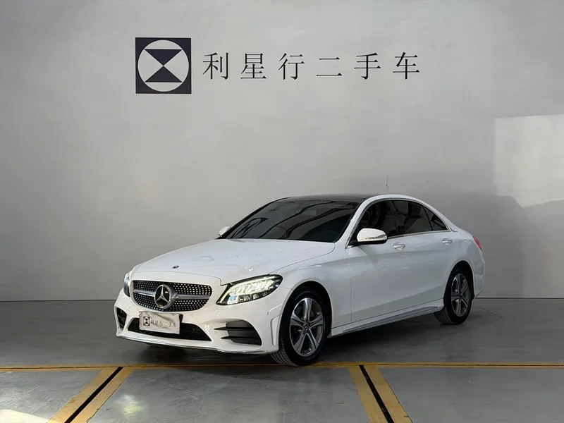 Mercedes-Benz C-Class — фото 1