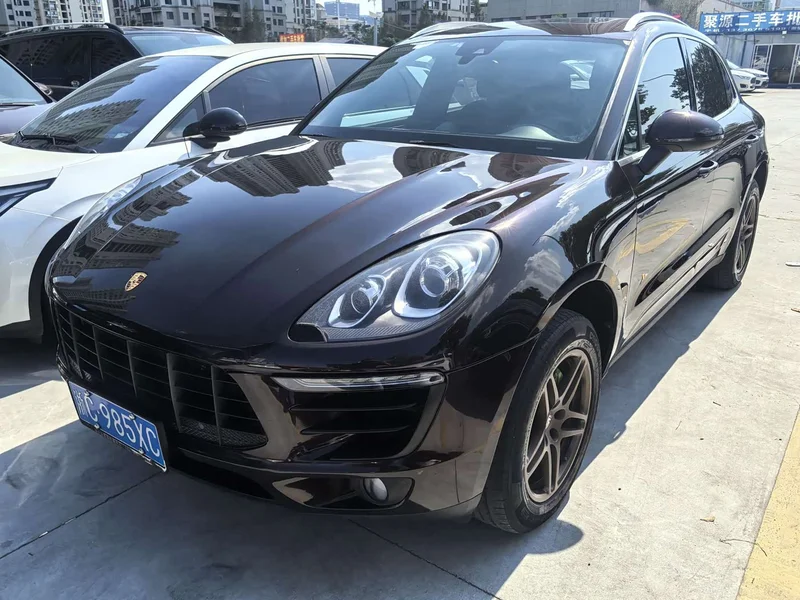Porsche Macan — фото 1
