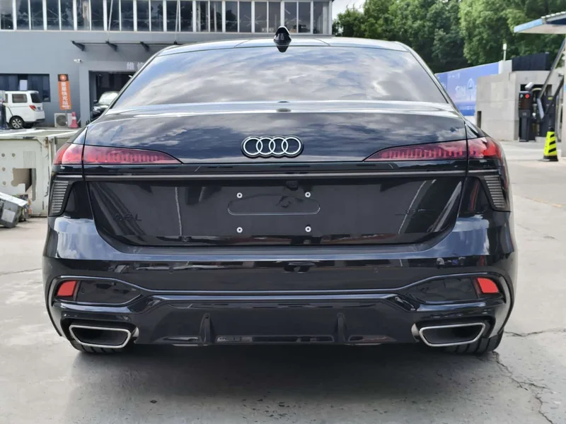 Audi A6L — фото 14
