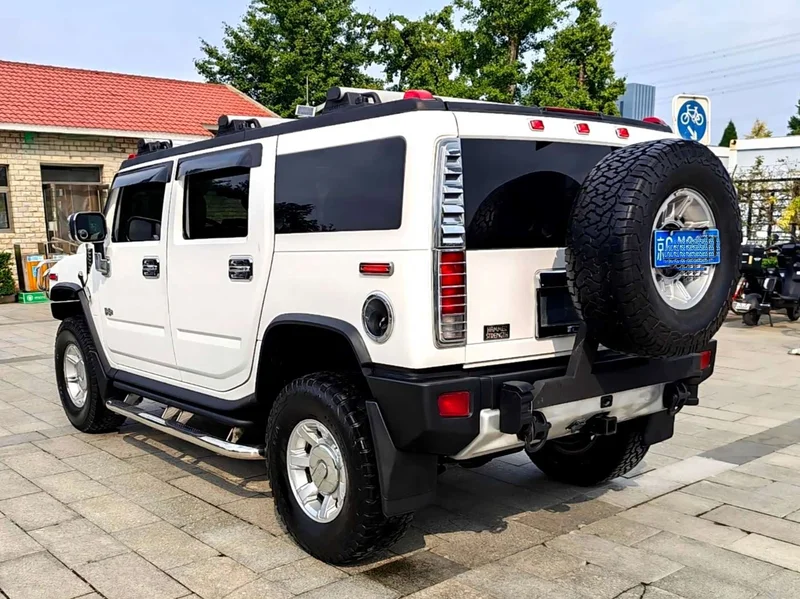 Hummer H2 — фото 3