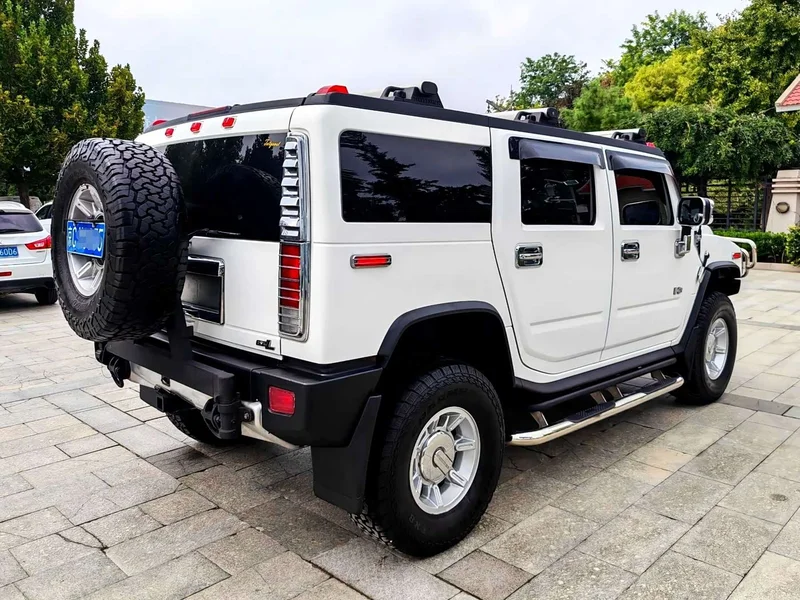 Hummer H2 — фото 4