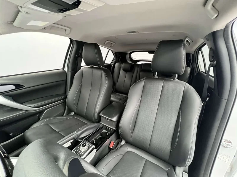 Mitsubishi Eclipse Cross — фото 11