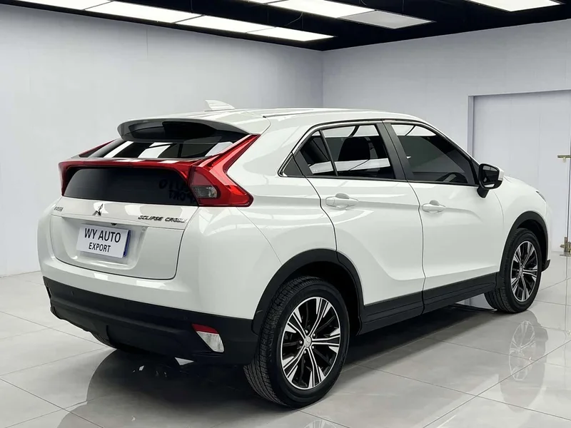 Mitsubishi Eclipse Cross — фото 5