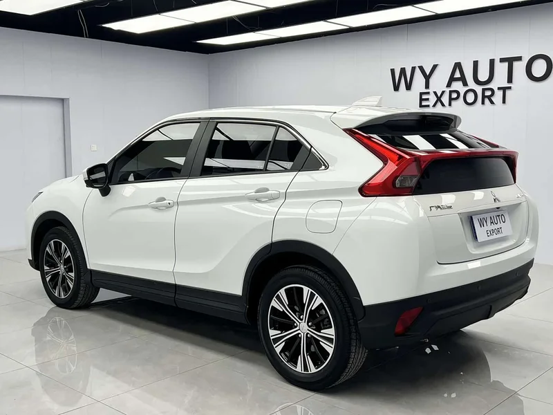 Mitsubishi Eclipse Cross — фото 6