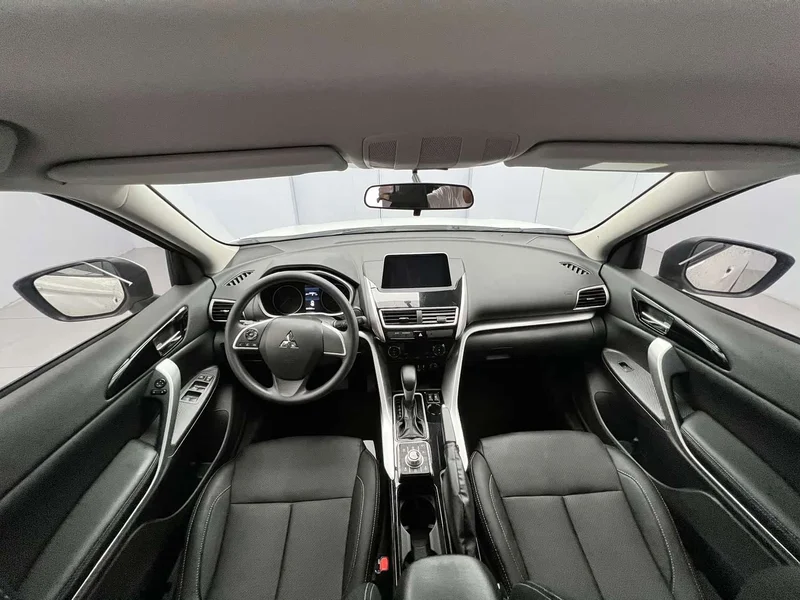 Mitsubishi Eclipse Cross — фото 8