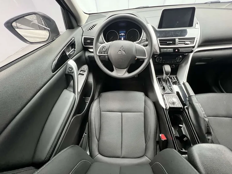 Mitsubishi Eclipse Cross — фото 9