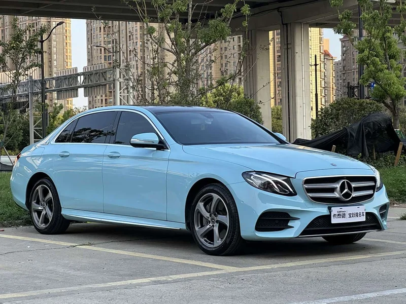 Mercedes-Benz E-Class — фото 11