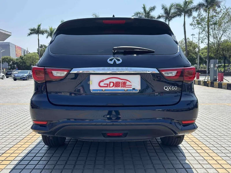 Infiniti QX60 (Imported) — фото 7