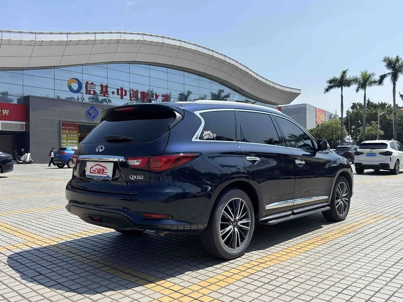 Infiniti QX60 (Imported) — фото 8