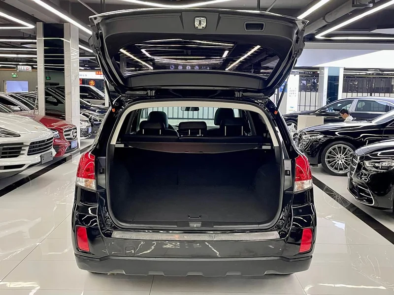 Subaru Outback — фото 14