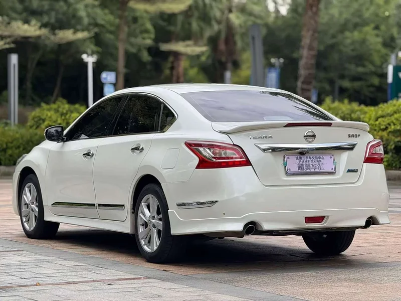Nissan Teana — фото 4