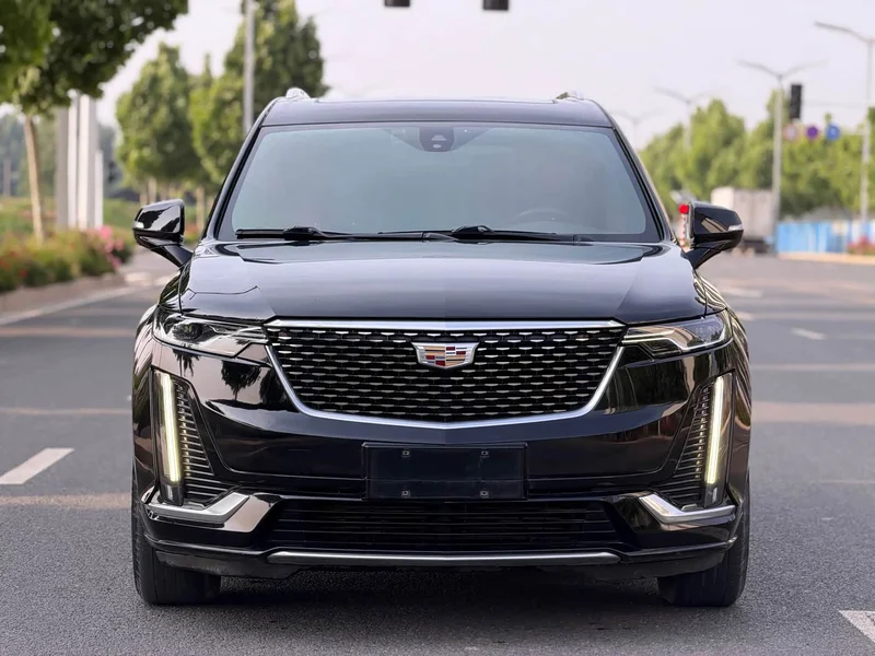 Cadillac XT6 — фото 2