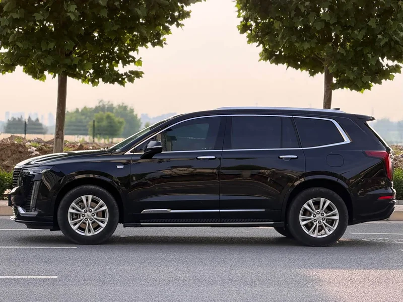 Cadillac XT6 — фото 4