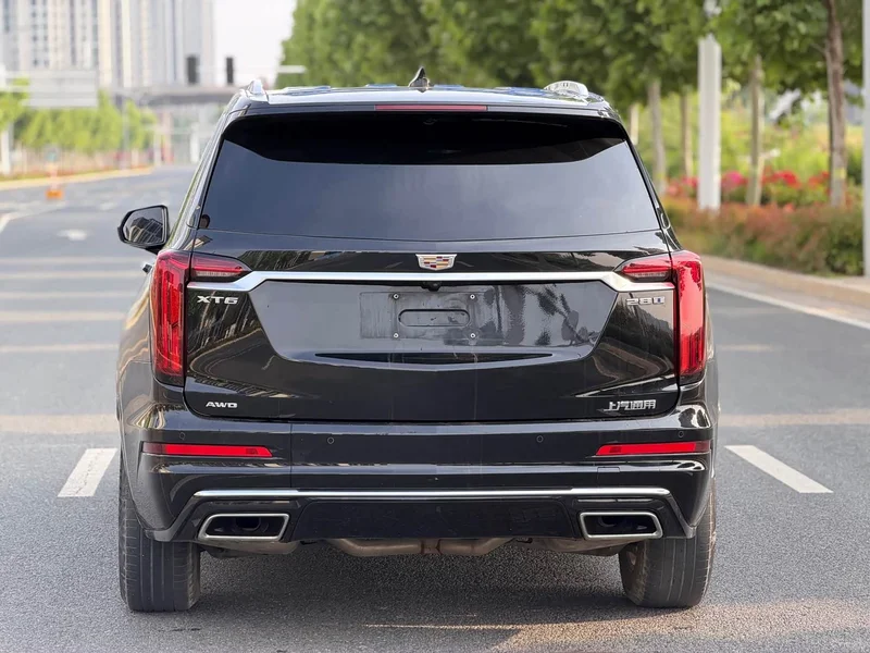 Cadillac XT6 — фото 6