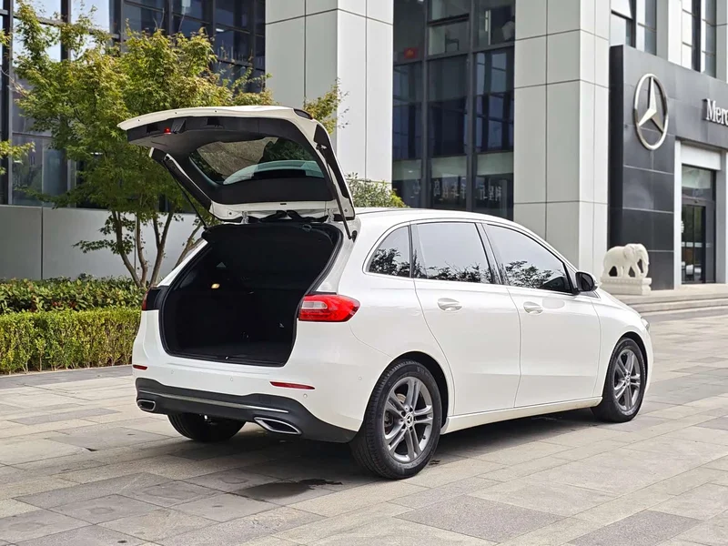 Mercedes-Benz B-Class — фото 8