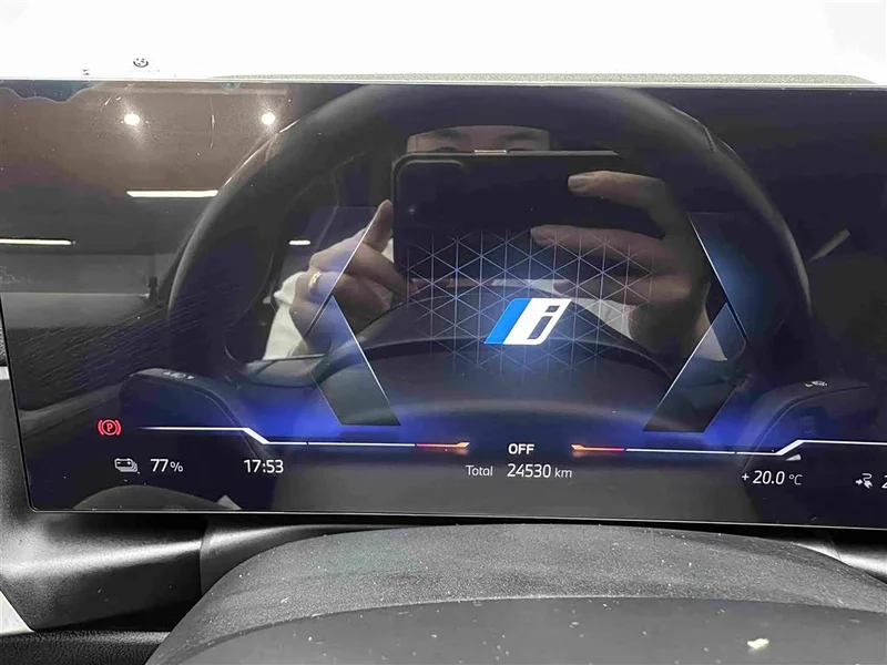 BMW i4 — фото 11