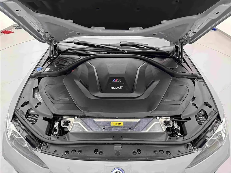 BMW i4 — фото 24