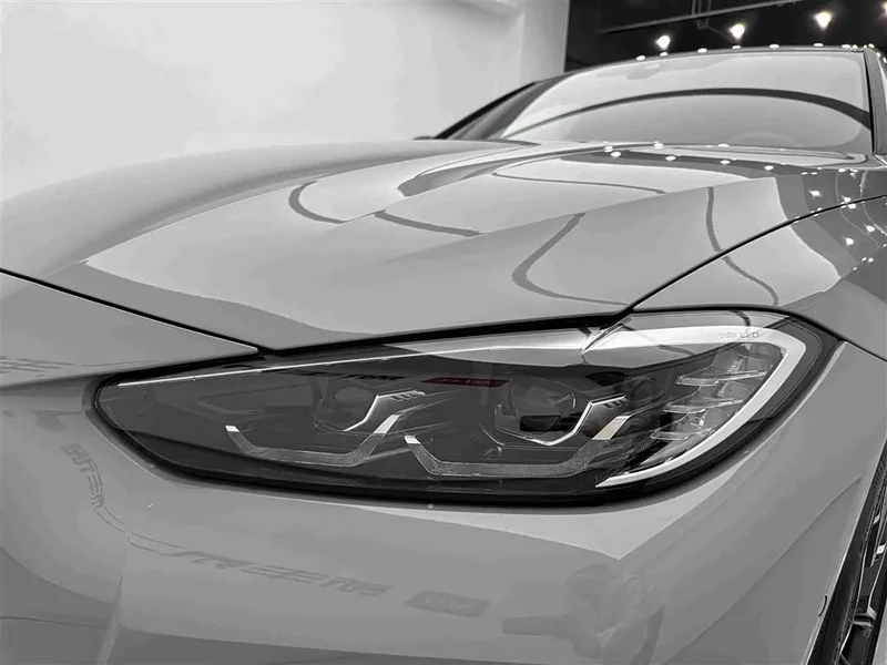 BMW i4 — фото 27