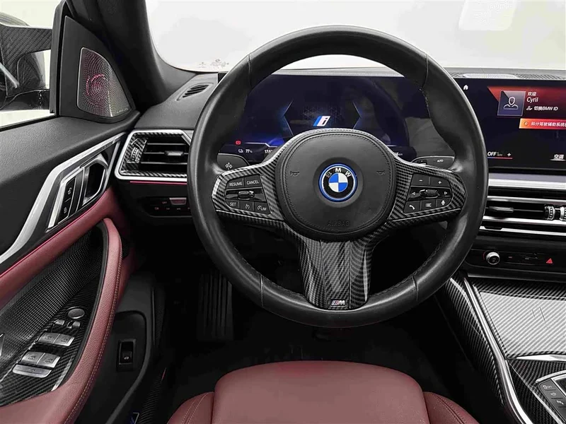 BMW i4 — фото 9